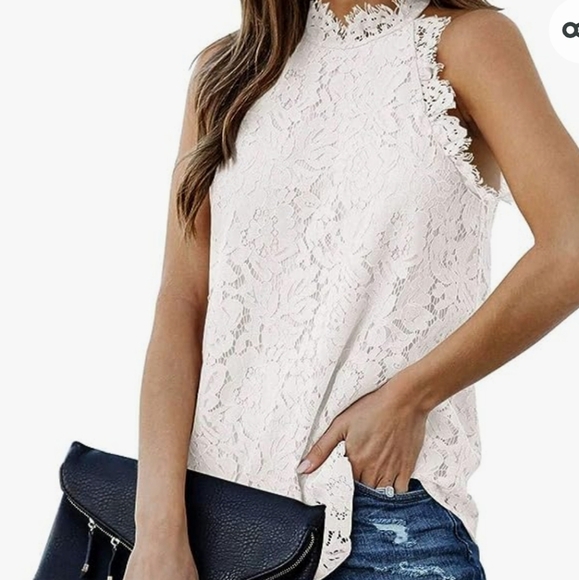 Berryou Tops - Berryou Lace blouse SZ L NWT